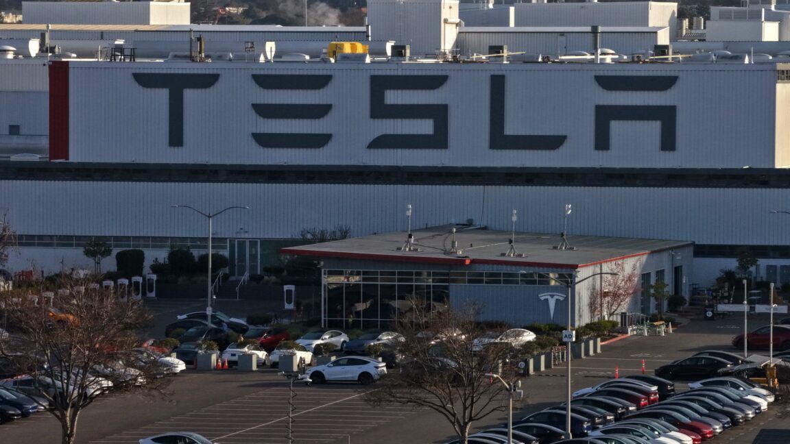 Denied: Tesla Race Bias Case Goes to Trial July 20