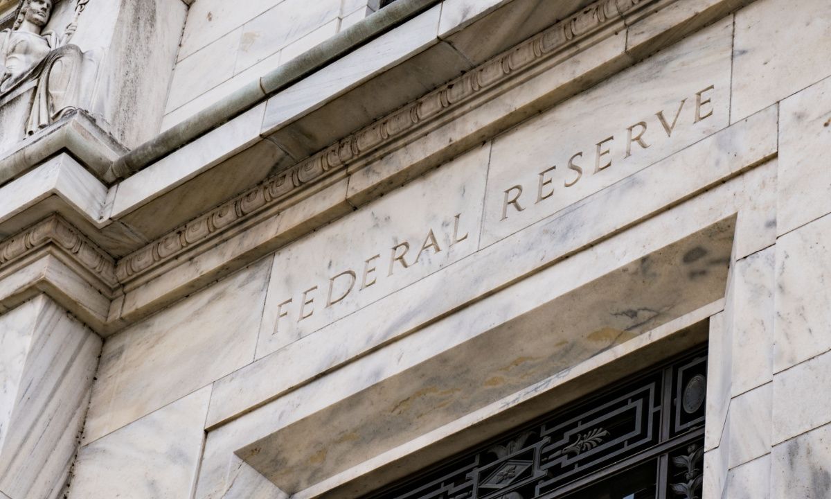 Fed Proposes FinTech Payment Accounts Capped at $1B