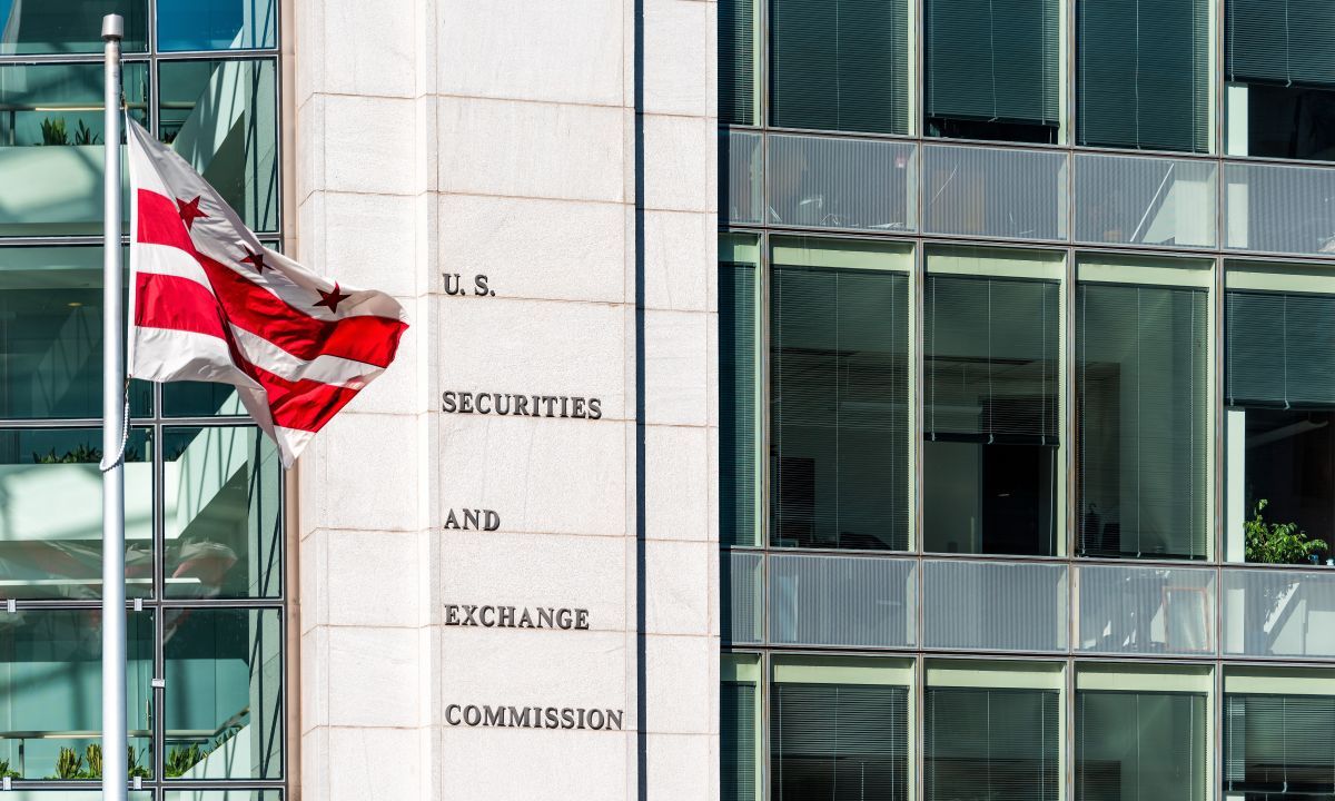 Weighs Raising SEC Crowdfunding Cap to $20M