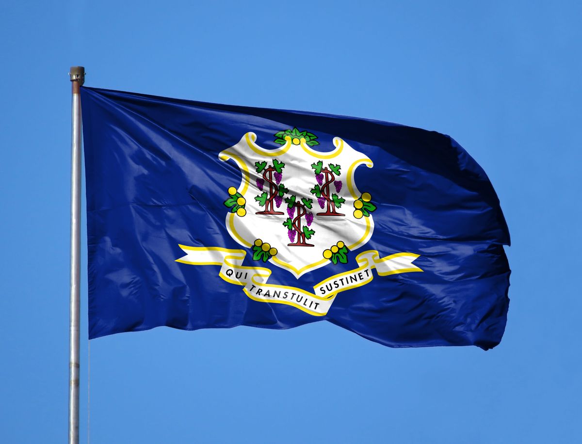 Connecticut Signs SB 5: 5 AI Rules, Oct 2026 Start