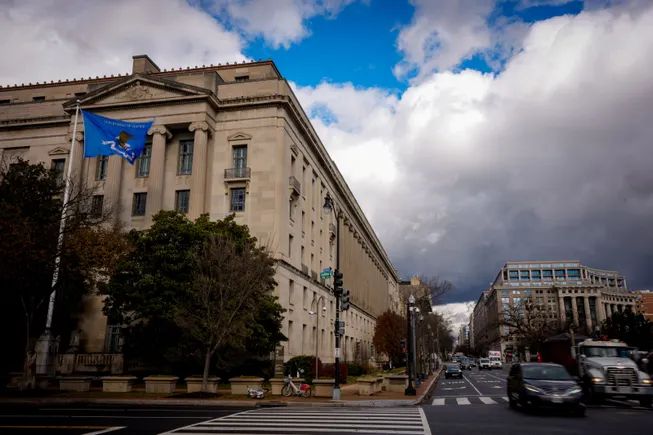Disputes DOJ: Block Reserves $240M for Settlement