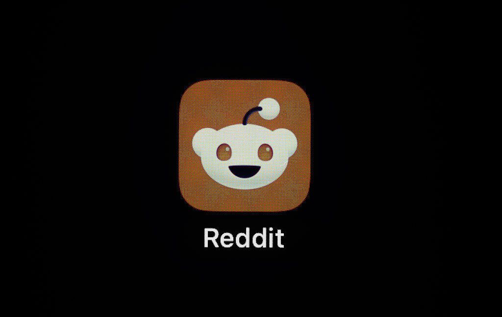 Keeps Reddit's DMCA Case Alive as Google's Dies