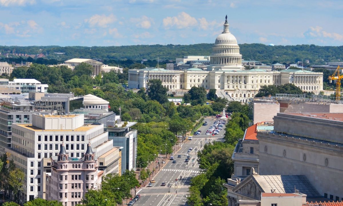 Cleared: CLARITY Act Advances, Coinbase Shares Surge