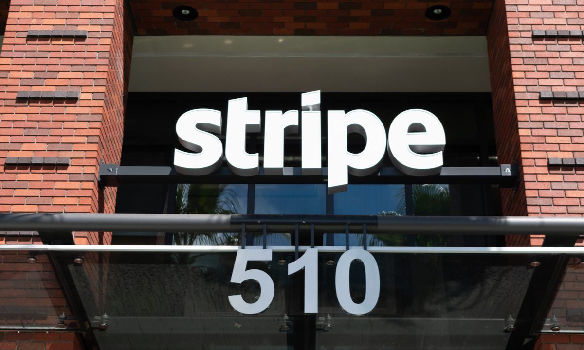 Bids $10B for OpenRouter as PayPal Deal Stalls