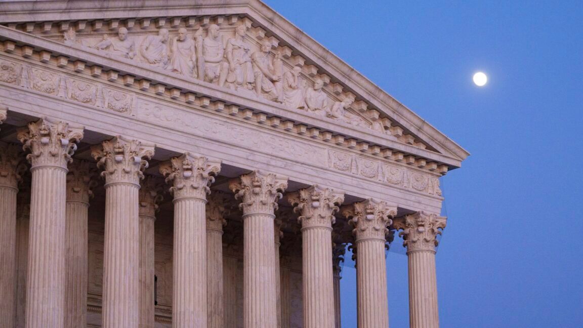 Fined $104M, AT&T and Verizon Lose at Supreme Court