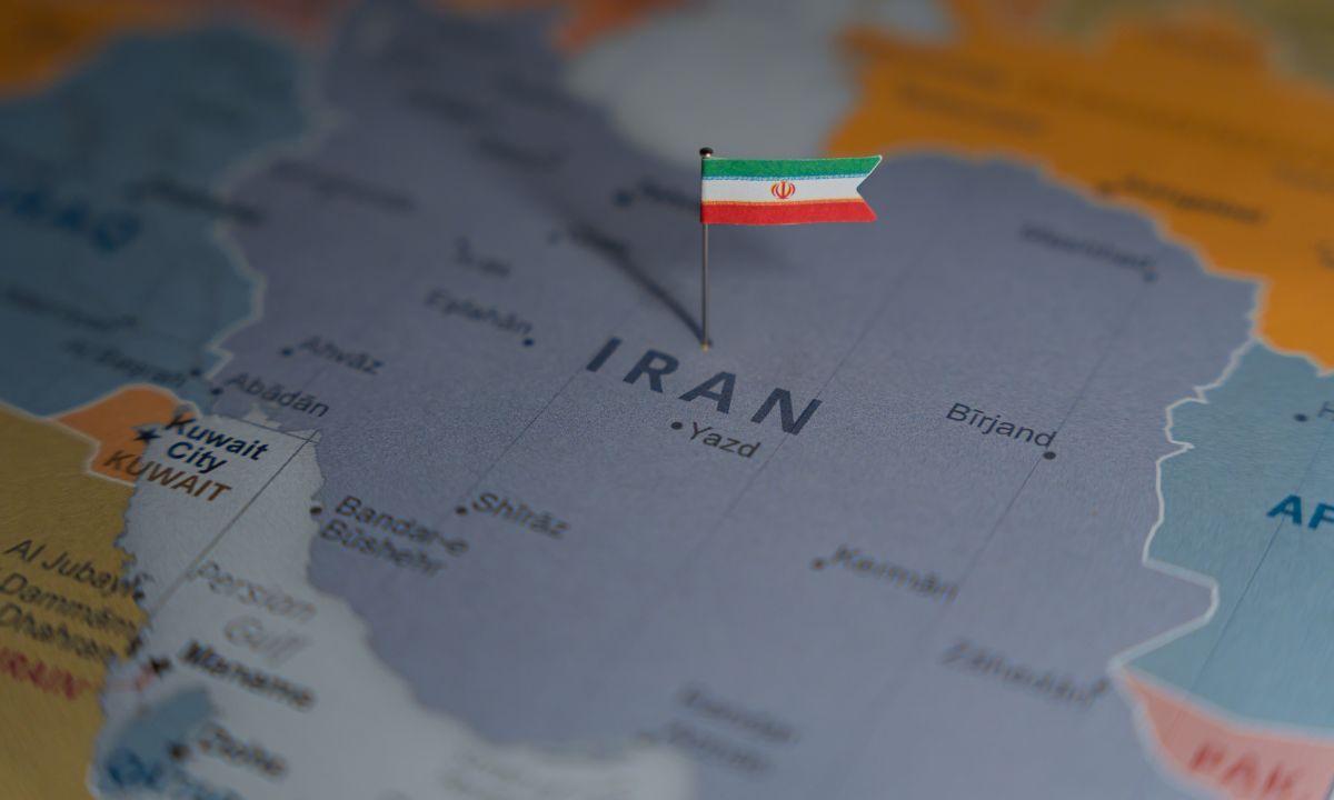 Iran's 60-Day Sanction Waiver Stalls U.S. Banks